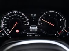 BMW Řada 5 530d xDrive M-SPORT H/K K360 - 30