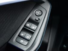 BMW Řada 2 218d M-SPORT ČR 1.MAJ - 24