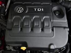 Volkswagen Golf 2.0TDI GTD WEBASTO DSG - 36