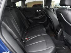 BMW Řada 2 218d NAVI CARPLAY 1M ČR - 19