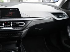 BMW Řada 2 218d NAVI CARPLAY 1M ČR - 7