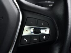 BMW Řada 2 218d NAVI CARPLAY 1M ČR - 22