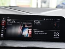 BMW Řada 2 218d NAVI CARPLAY 1M ČR - 26