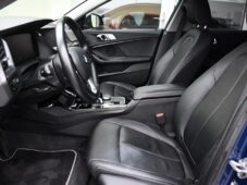 BMW Řada 2 218d NAVI CARPLAY 1M ČR - 12