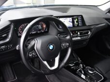 BMW Řada 2 218d NAVI CARPLAY 1M ČR - 13