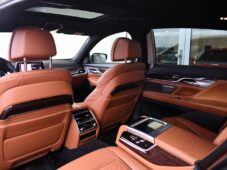 BMW Řada 7 745Le xD M-SPORT HK PANO LASER - 19