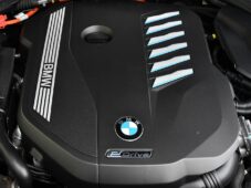 BMW Řada 7 745Le xD M-SPORT HK PANO LASER - 49