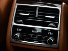 BMW Řada 7 745Le xD M-SPORT HK PANO LASER - 22