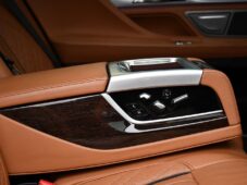 BMW Řada 7 745Le xD M-SPORT HK PANO LASER - 23