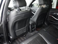 BMW Řada 3 320D xDrive M-SPORT ČR LASER - 15