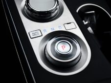 Genesis GV70 2.5T AWD AT8 LUXURY LINE - 26