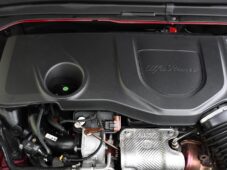 Alfa Romeo Tonale 1.5MHEV 130 SPECIALE AT - 43