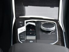 BMW Řada 3 320d xDrive WEBASTO ACC ČR - 7