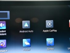 BMW Řada 3 320d xDrive WEBASTO ACC ČR - 34