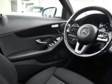 Mercedes-Benz Třídy C 200d - 22