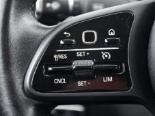 Mercedes-Benz Třídy C 200d - 28