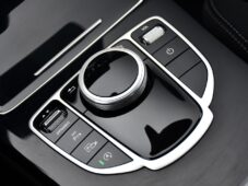 Mercedes-Benz Třídy C 200d - 34