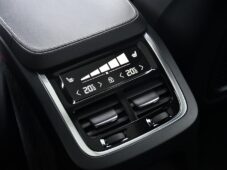 Volvo XC90 T8 ULTIMATE BRIGHT - 26