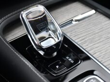 Volvo XC90 T8 ULTIMATE BRIGHT - 36