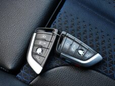 BMW Řada 2 218d M-SPORT 1M ČR - 38