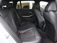 BMW Řada 3 320d xDrive M-SPORT 3L-ZÁRUKA - 20