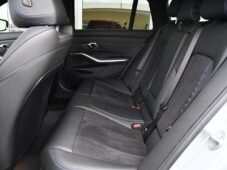 BMW Řada 3 320d xDrive M-SPORT 3L-ZÁRUKA - 18