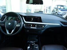 BMW Řada 2 218d HUD ČR - 4