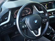 BMW Řada 2 218d HUD ČR - 15