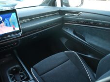 Volkswagen ID.7 Tourer PRO S PEOPLE 86kWh 5L-ZÁRUKA - 24