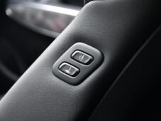 Genesis GV70 2.2CRDi AWD SPORT ZÁRUKA - 25