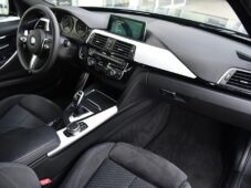 BMW Řada 3 330d xDrive MPaket SERV.KNÍŽKA - 11