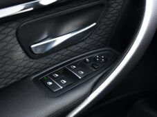 BMW Řada 3 330d xDrive MPaket SERV.KNÍŽKA - 24