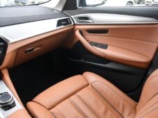 BMW Řada 5 530d xD LUXURY LINE ČR - 23