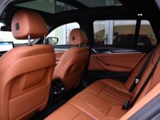 BMW Řada 5 530d xD M-SPORT TAŽNÉ ČR 1M - 20