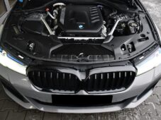 BMW Řada 5 530d xD M-SPORT TAŽNÉ ČR 1M - 47