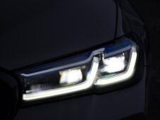 BMW Řada 5 530d xD M-SPORT TAŽNÉ ČR 1M - 42