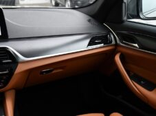 BMW Řada 5 530d xD M-SPORT TAŽNÉ ČR 1M - 7