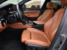 BMW Řada 5 530d xD M-SPORT TAŽNÉ ČR 1M - 12