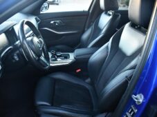 BMW Řada 3 320d xDrive M-SPORT REZERVACE - 9