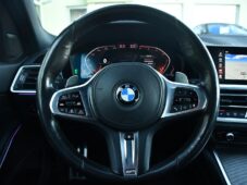 BMW Řada 3 320d xDrive M-SPORT REZERVACE - 25