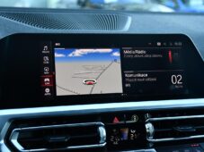 BMW Řada 3 320d xDrive M-SPORT REZERVACE - 29