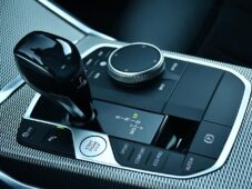 BMW Řada 3 320d xDrive M-SPORT REZERVACE - 31