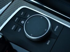 BMW Řada 3 320d xDrive M-SPORT REZERVACE - 32