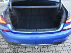 BMW Řada 3 320d xDrive M-SPORT REZERVACE - 43