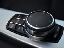 BMW Řada 3 330d xDrive GT LUXURY 2XPNEU - 33