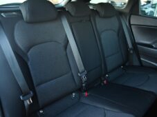 Hyundai i30 1.6 CRDi SMART TAŽNÉ KAMERA ČR - 16