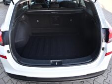 Hyundai i30 1.6 CRDi SMART TAŽNÉ KAMERA ČR - 41