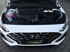 Hyundai i30 1.6 CRDi SMART TAŽNÉ KAMERA ČR - 44