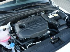 Hyundai i30 1.6 CRDi SMART TAŽNÉ KAMERA ČR - 45