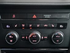 Seat Leon 2.0TDi XPERIENCE 4DRIVE KAMERA - 24